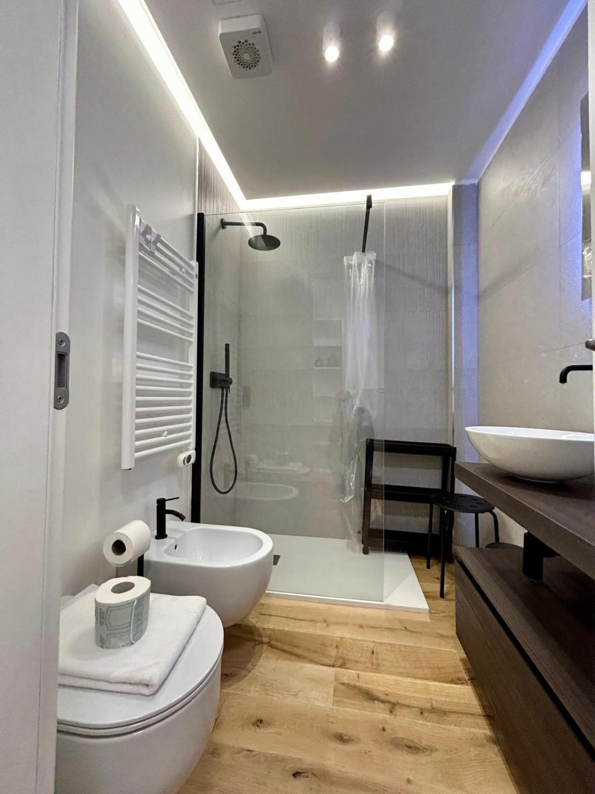 Kibilu Luxury Apt With Terrace, Isola District And Near Garibaldi Station Milan Extérieur photo